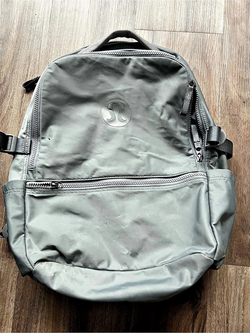 Lululemon Curved Lines Backpack 17L Green